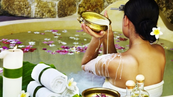 Kleopatra’nın güzellik sırrı  ”Süt Banyosu”…