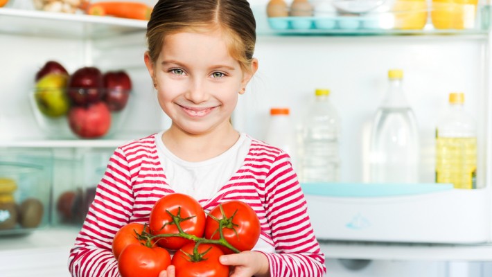 Sağlıklı bir cilt için buzdolabınıza da şans verin